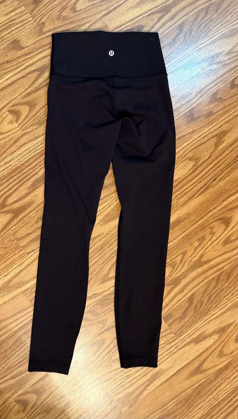 Lululemon Athletica High-Rise Leggings, Size 4 - Picture 2 of 4